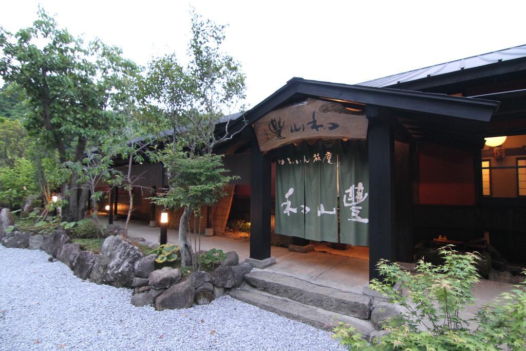 Hotel Yufuin Ryoan Wazanho Oita Exterior foto